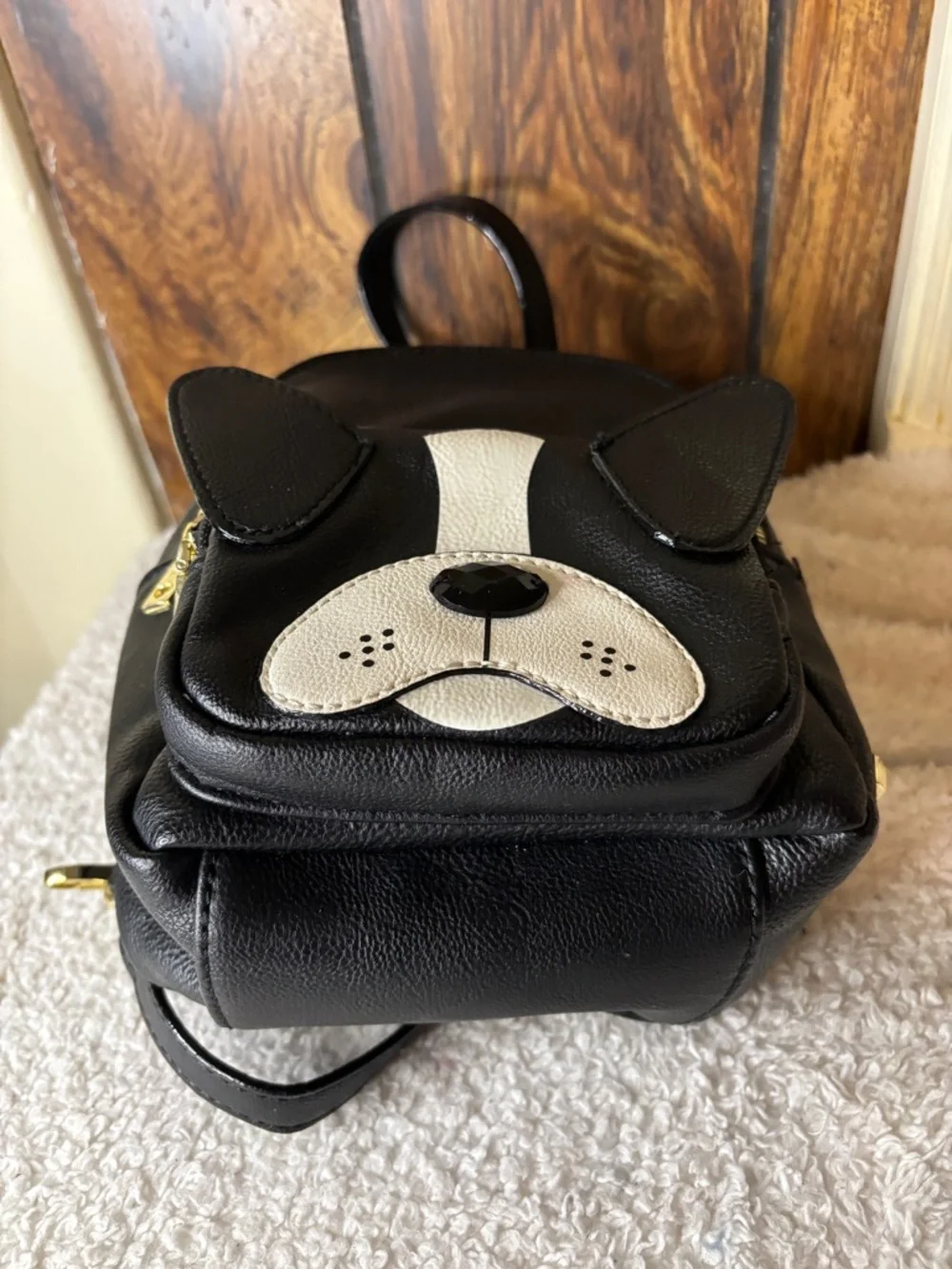 Betsey Johnson Dog Face Mini Backpack for Pets Lovers Black/White - Picture 4 of 7